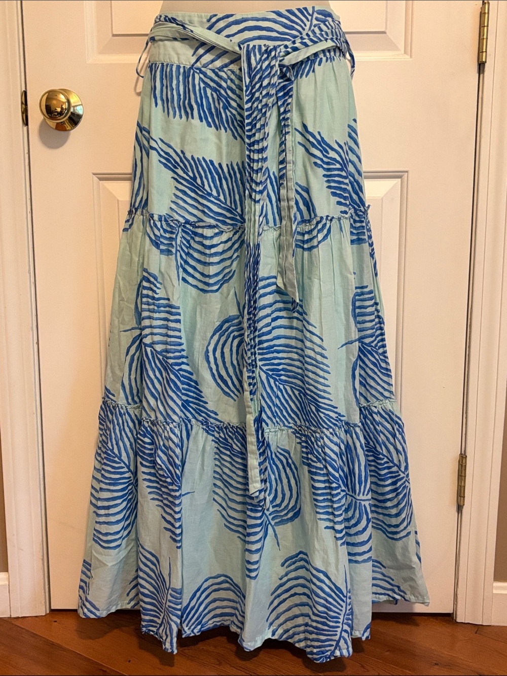 Vineyard Vines Aqua and Blue Palm-Print Tiered Maxi Skirt